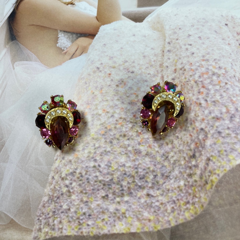 Signed Art Multicolor Crystal Rhinestone Clip Earrings 75$